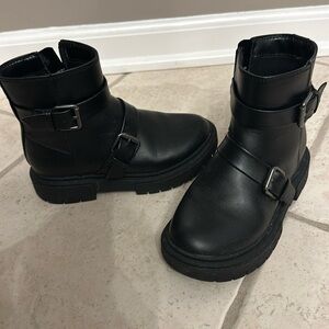 Art Class Kids Black Buckle Boots